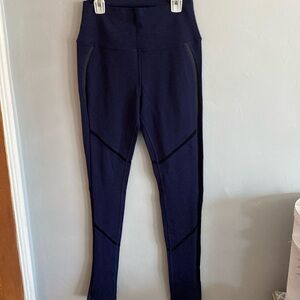 Alo Yoga Navy Blue Leggings with Mesh Cut outs—Size Medium